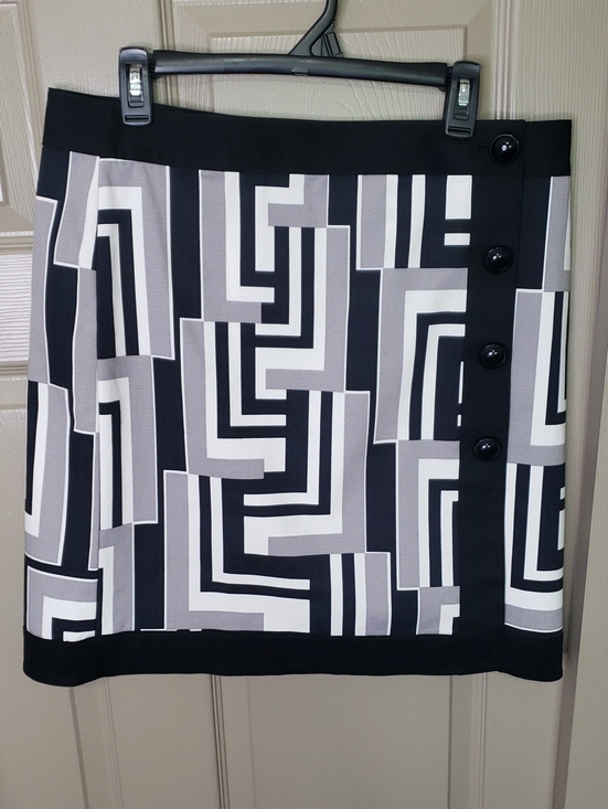 Ann Taylor Dresses & Skirts - NWT Ann Taylor Black, White & Gray Geometric Skirt Size 12